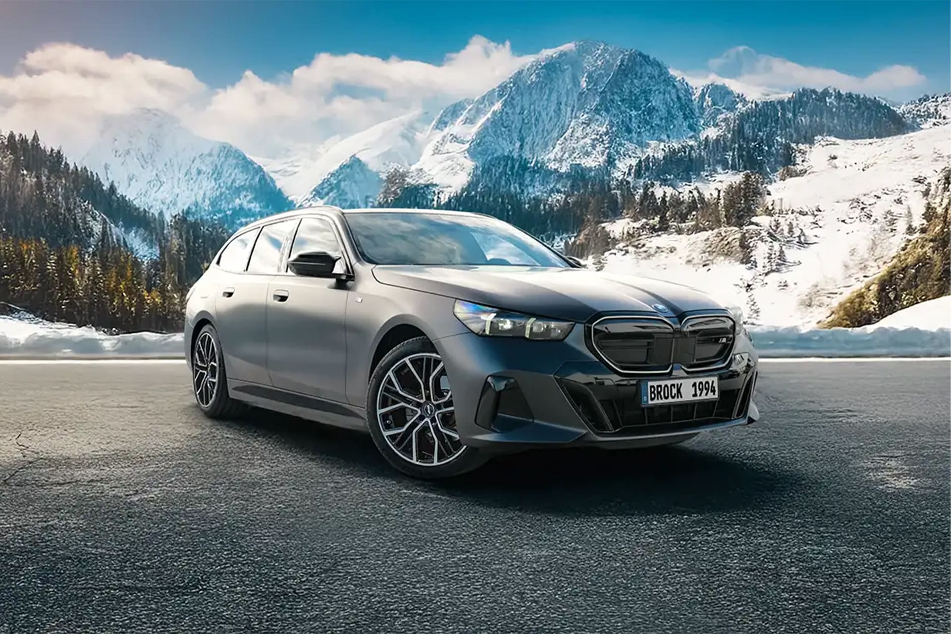 BMW i5 Touring na felgach aluminiowych Brock