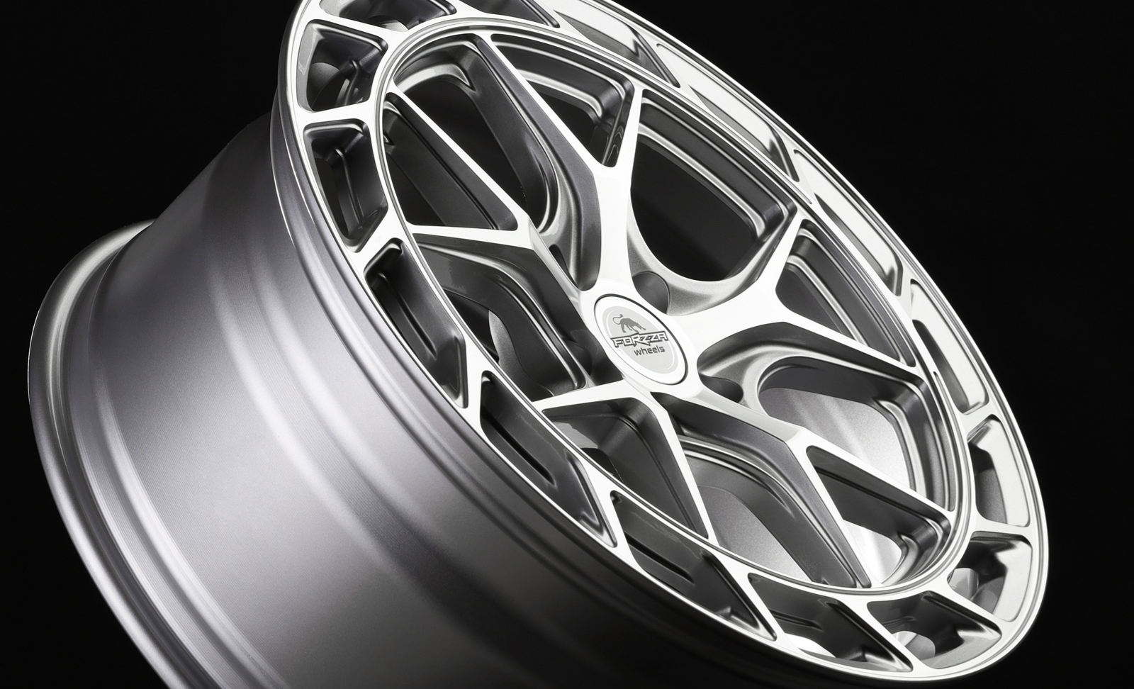 NOWOŚĆ: FORZZA SATURN – felgi premium w technologii Flow Forming!
